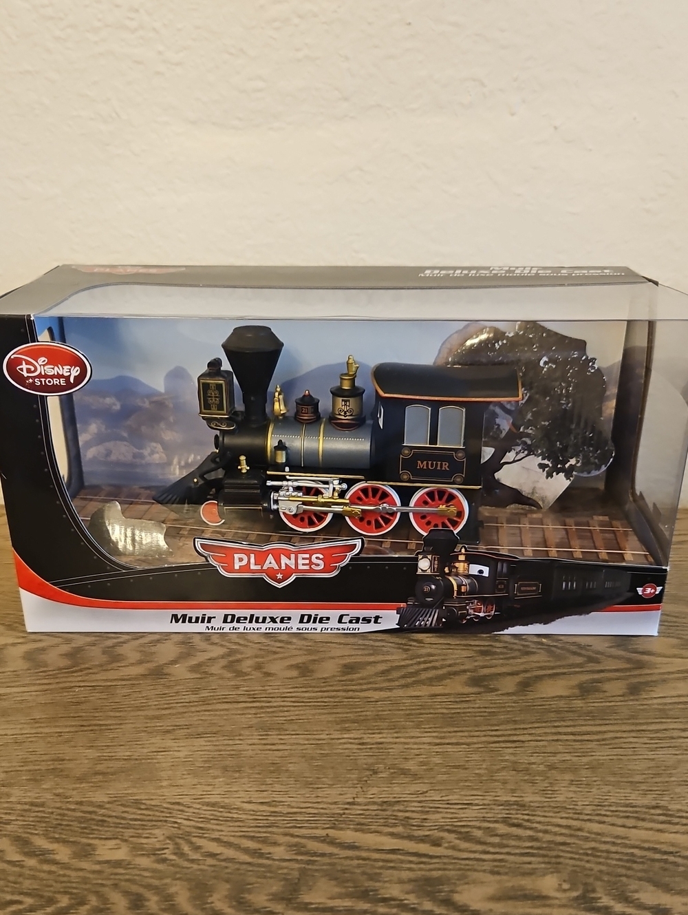 Disney Store Muir Deluxe Die Cast Train Black & Red Like New